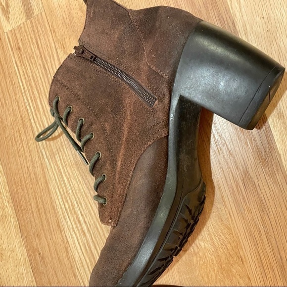 Zodiac brown suede lace up side zip ankle bootie with stacked heel 6.5 - Picture 5 of 9